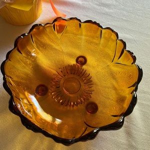 Indiana glass vintage amber Sunflower 11” bowl